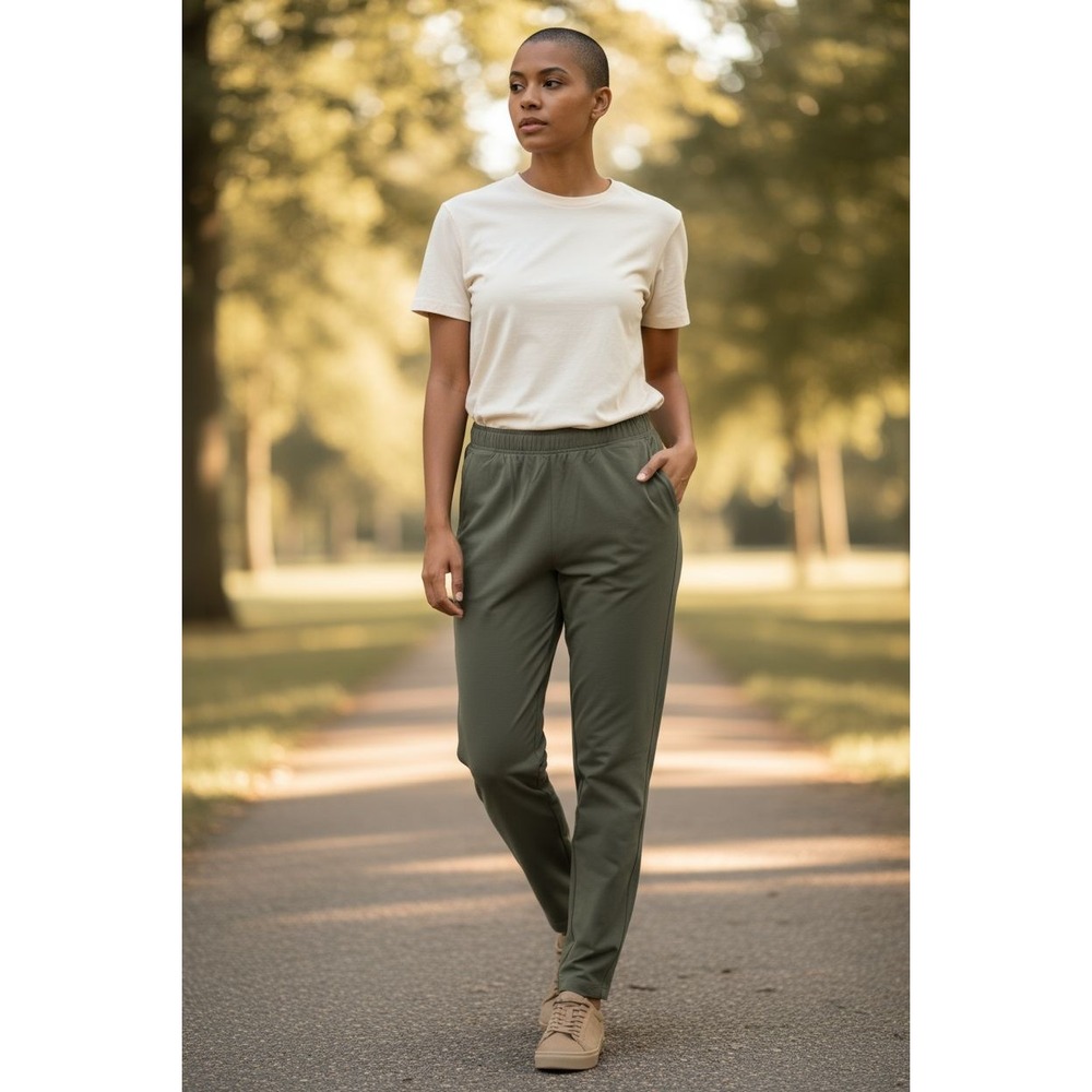 NWT Eddie‎ Bauer Departure Ankle Pants Womens XL Lightweight Moisture Wicking
